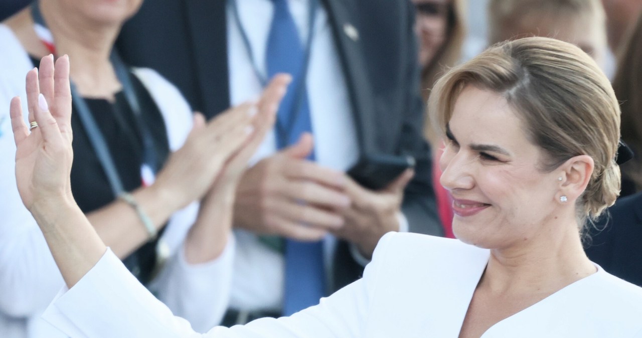 wiadomości,aktualności,Interia Marta Nawrocka ruszyła w Polskę. Już zdobyła serca seniorów