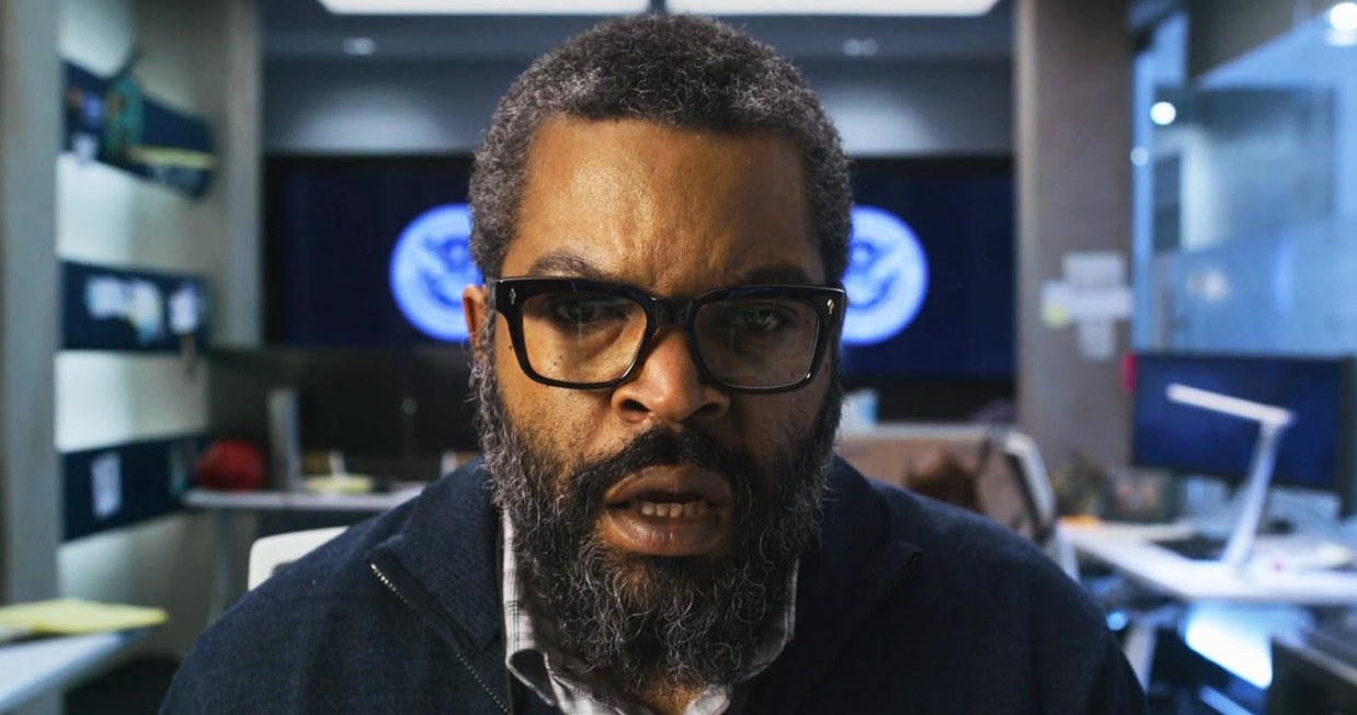 Najgorszy film roku. Krytycy nie mają litości, a widzowie oglądają na potęgę