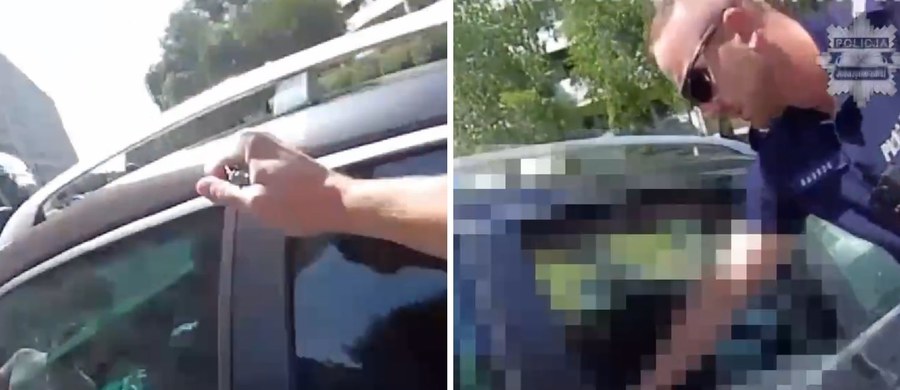 Dramatyczne sceny rozegrały się na jednym z parkingów w Jastrzębiu-Zdroju (woj. śląskie). W upalny dzień w zamkniętym samochodzie utknął śpiący mężczyzna. Wołanie o pomoc usłyszeli przechodnie, którzy bezskutecznie próbowali rozbić szybę pojazdu. Na miejsce natychmiast ruszyli policjanci. Mężczyznę udało się uratować, trafił do szpitala.