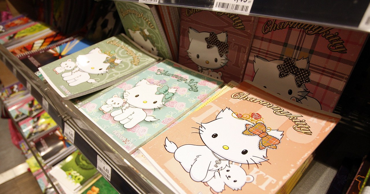 Gdzie wyrzucić okładki po zeszytach? Polacy wciąż robią błąd