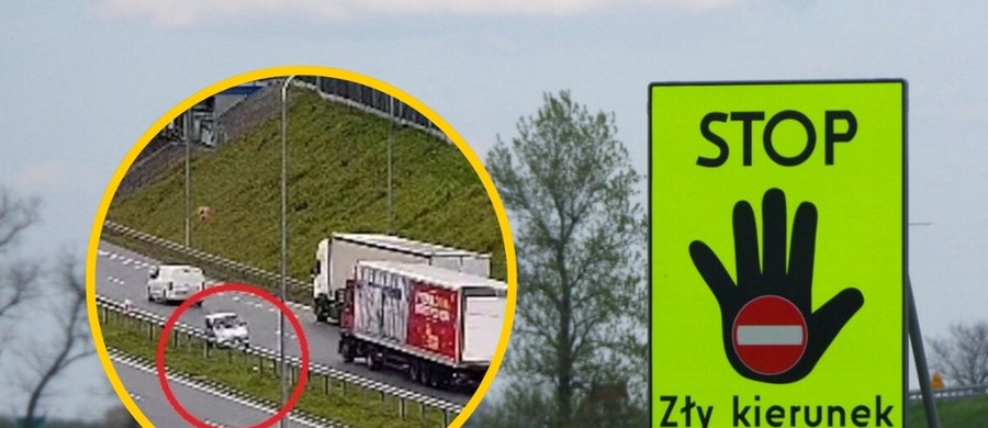 Tragiczne skutki mogło mieć nieodpowiedzialne zachowanie na drodze 66-latka z gminy Wilkołaz na Lubelszczyźnie. Mężczyzna jechał pod prąd drogą ekspresową S19. Siedział za kierownicą czterokołowca, który w ogóle nie powinien się na niej pojawić. Policja opublikowała nagranie, na którym widać, jak inni kierowcy w ostatniej chwili uciekają na sąsiednie pasy przed jadącym wbrew przepisom i zdrowemu rozsądkowi seniorowi. 