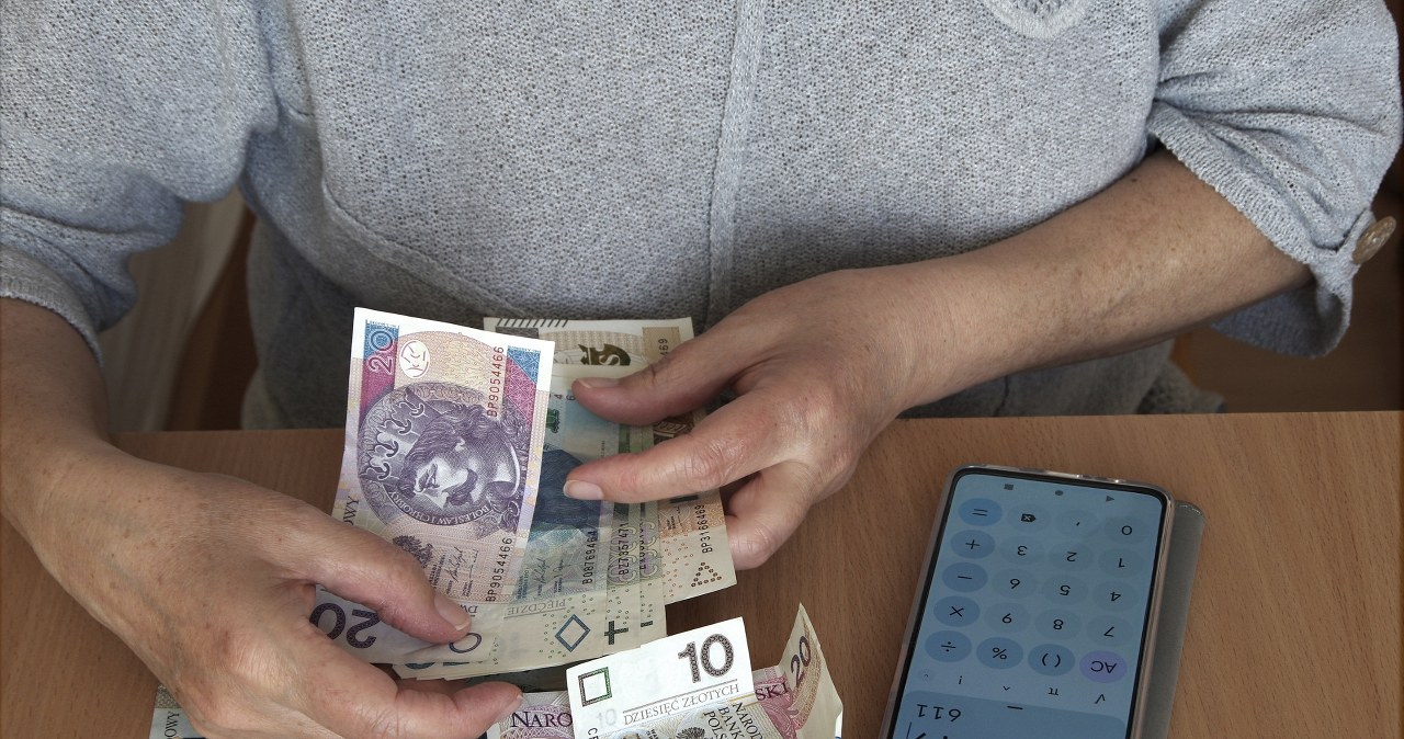 Dodatkowe wsparcie dla rodzin seniorów. Komu przysługuje?