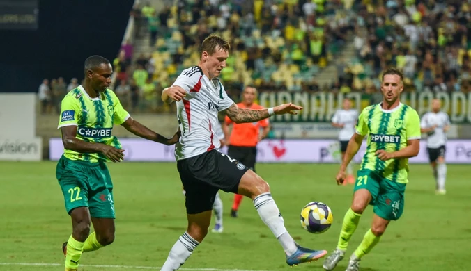 Legia Warszawa - AEK Larnaka. O której mecz dzisiaj? [TRANSMISJA NA ŻYWO]
