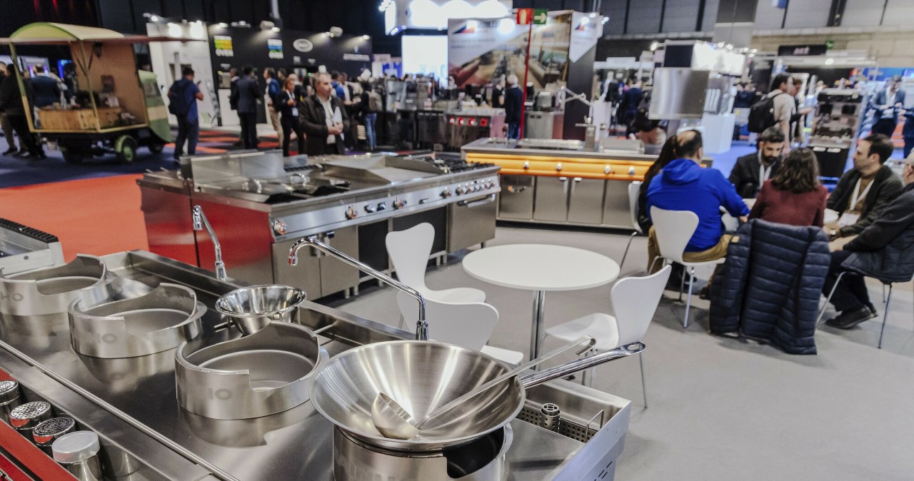 Branża wychodziła na prostą po pandemii. Problemy z KPO znów w nią uderzą