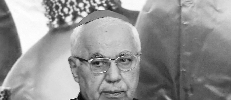 W wieku 89 lat zmarł biskup Marian Błażej Kruszyłowicz - informuje Konferencja Episkopatu Polski. W latach 1990-2013 hierarcha był biskupem pomocniczym Archidiecezji Szczecińsko-Kamieńskiej. 
