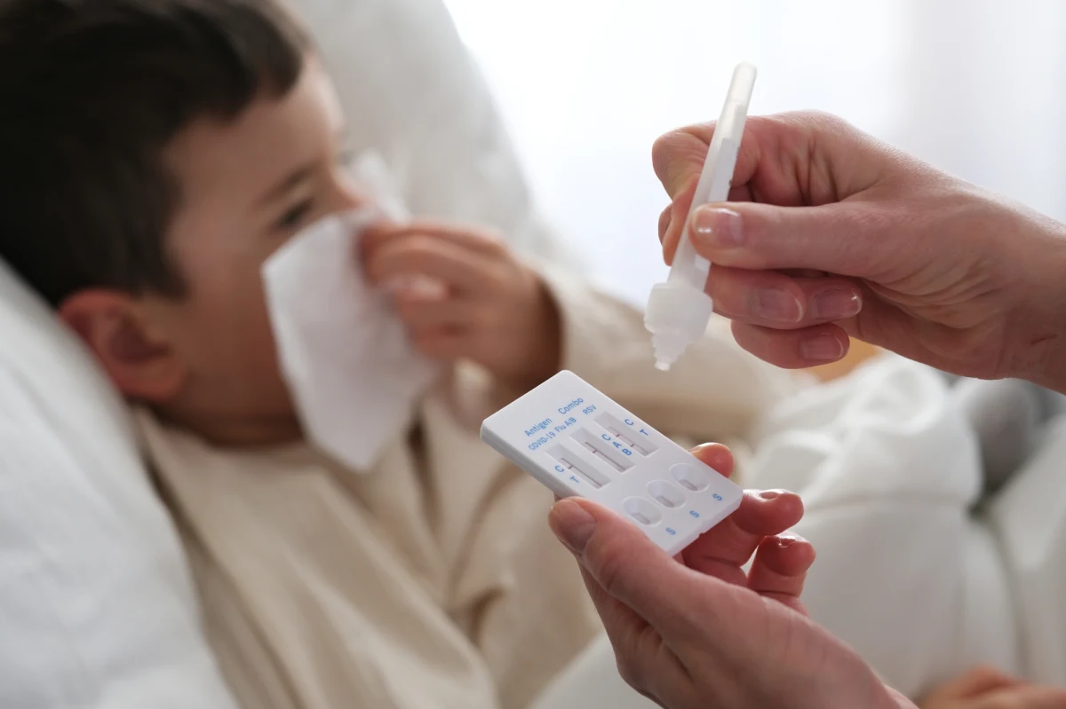 ​W Stanach Zjednoczonych i na zachodzie Europy widać wzrost zachorowań spowodowany stratusem, czyli najnowszym subwariantem wirusa wywołującego Covid-19 - mówi prof. Agnieszka Szuster-Ciesielska. W związku z tym w Polsce może wzrosnąć liczba zakażeń.