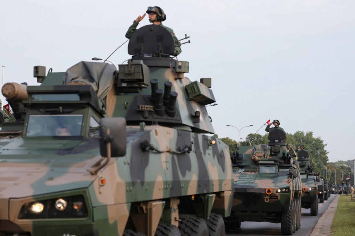 4 tysiące żołnierzy na defiladzie w Warszawie. To kulminacyjny punkt Święta Wojska Polskiego