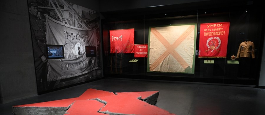 W sobotę, 16 sierpnia, uroczyście otwarto Muzeum Bitwy Warszawskiej 1920 roku. Muzeum jest częścią kompleksu memorialnego w Ossowie k. Warszawy. Powstało w miejscu bitwy z nacierającą na stolicę Armią Czerwoną. Zwycięstwo Polaków w 1920 r. zatrzymało pochód bolszewików na Polskę i Europę Zachodnią.