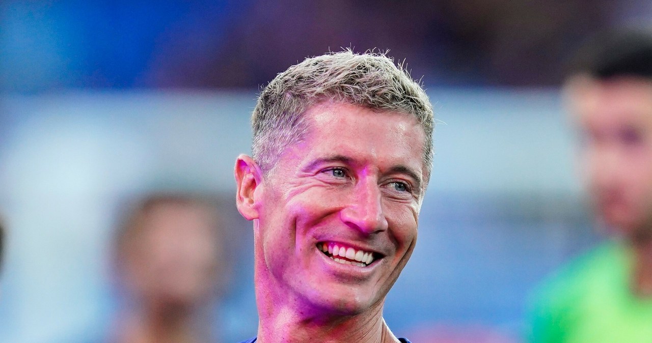 Pilne wieści z Barcelony. Klub wydał komunikat ws. Lewandowskiego. Ten uśmiech mówi wszystko wiadomości,aktualności,Interia Pilne wieści z Barcelony. Klub wydał komunikat ws. Lewandowskiego. Ten uśmiech mówi wszystko