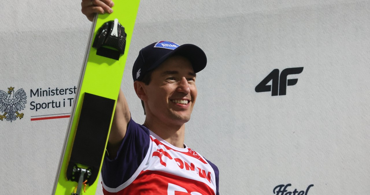 Kamil Stoch znowu pazerny na zwycięstwa. Nie ma już bojaźliwego skoczka, choć walczy z urazem wiadomości,aktualności,Interia Kamil Stoch znowu pazerny na zwycięstwa. Nie ma już bojaźliwego skoczka, choć walczy z urazem