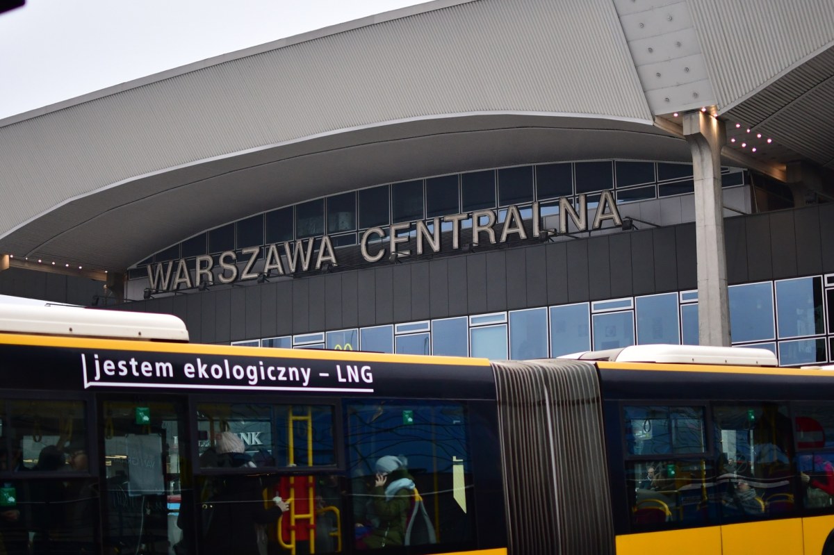 Ewakuacja na Dworcu Centralnym. Wszystko przez ubrania