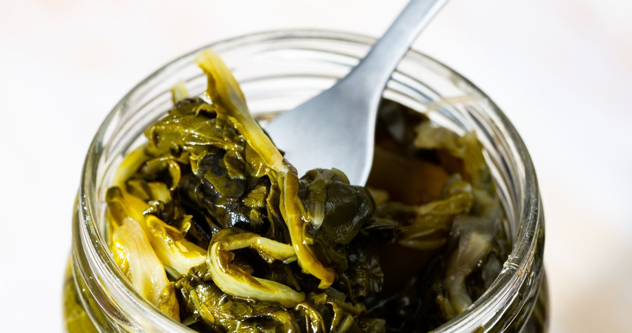 Jedz, jeżeli nie lubisz jarmużu. Mają tyle samo żelaza, a są słodsze