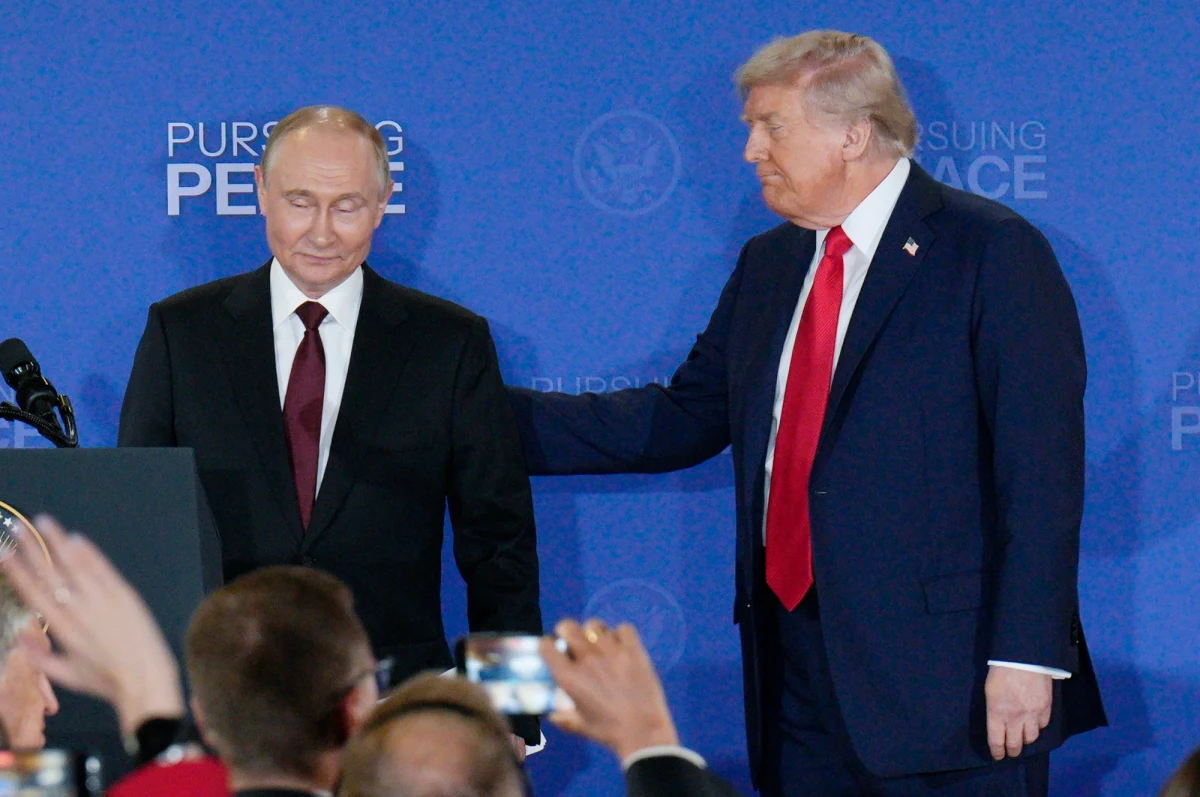 Spotkanie Donalda Trumpa i Władimira Putina okrzyknięto na Kremlu wielkim sukcesem propagandowym, choć w rzeczywistości miało ono niewielkie znaczenie. "Nic nie doprowadzi do pokoju w Ukrainie. Żądania Putina są wciąż te same" - mówiła w rozmowie z Tomaszem Terlikowskim na antenie Radia RMF24 Krystyna Kurczab-Redlich, reportażystka, dziennikarka, wieloletnia korespondentka w Rosji i autorka biografii rosyjskiego przywódcy.