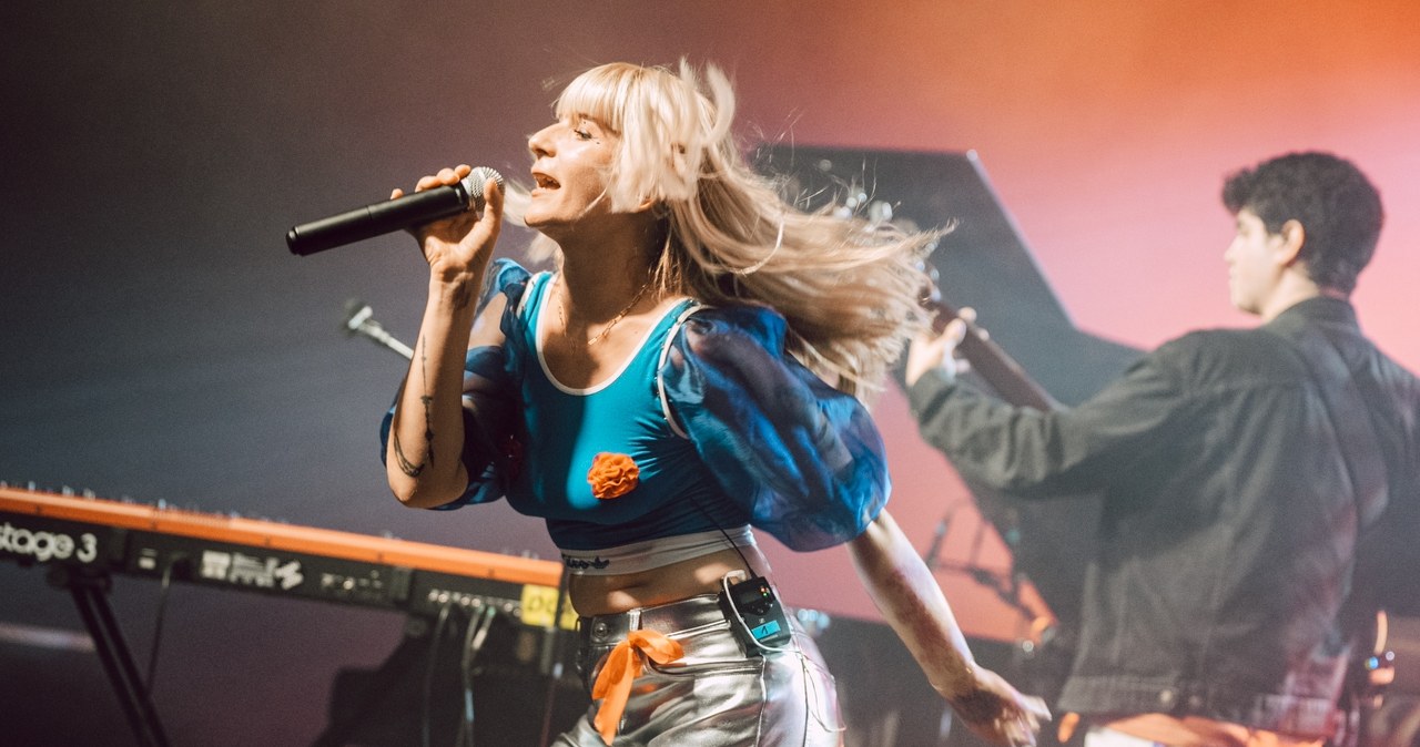 Festiwal Fama 2025: dzień pierwszy. Sztuka naprawdę przejęła wyspy [RELACJA]