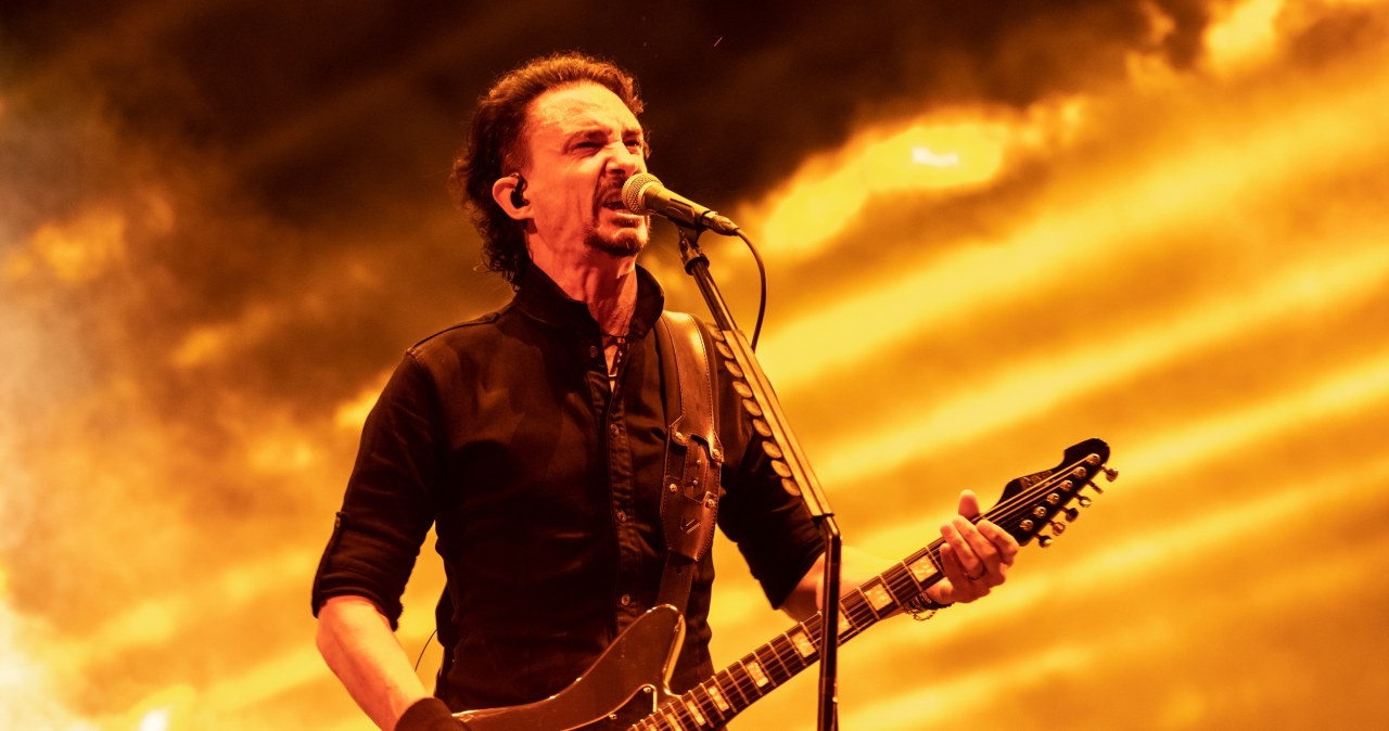 Wielka gwiazda zaskoczyła fanów! Zaprosili na scenę znanego Polaka