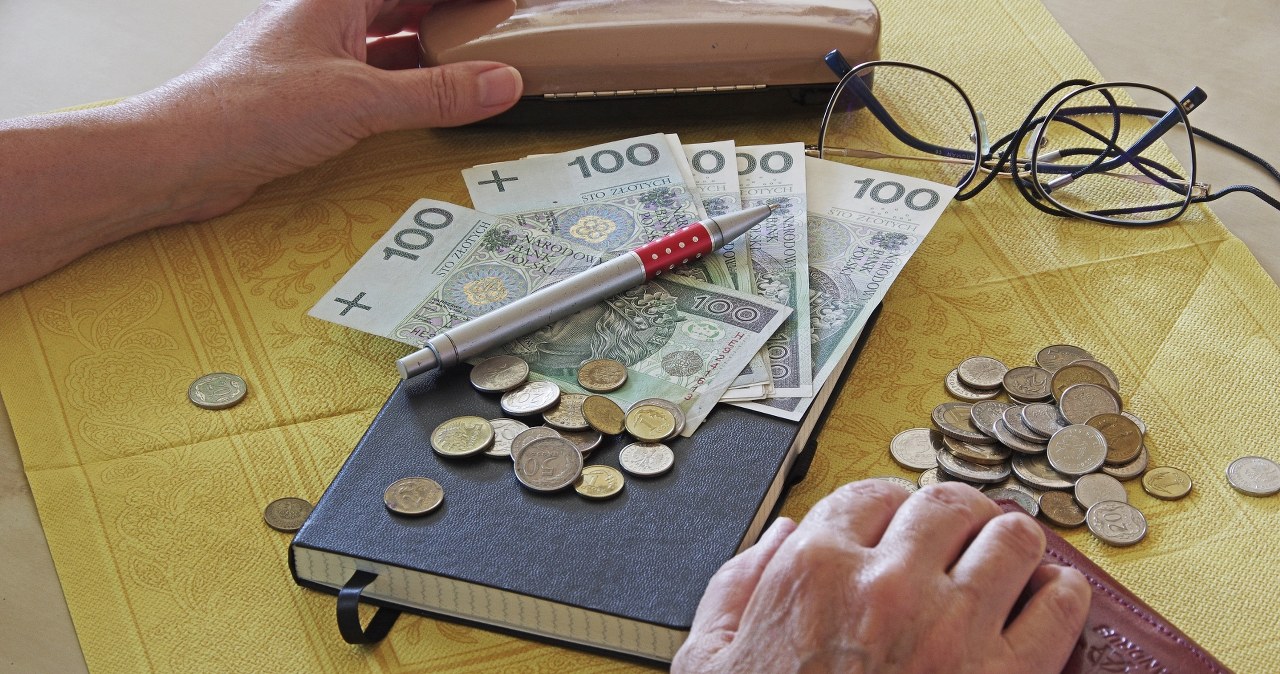 Seniorze, dorabiasz do emerytury? Uważaj, od września możesz sporo stracić