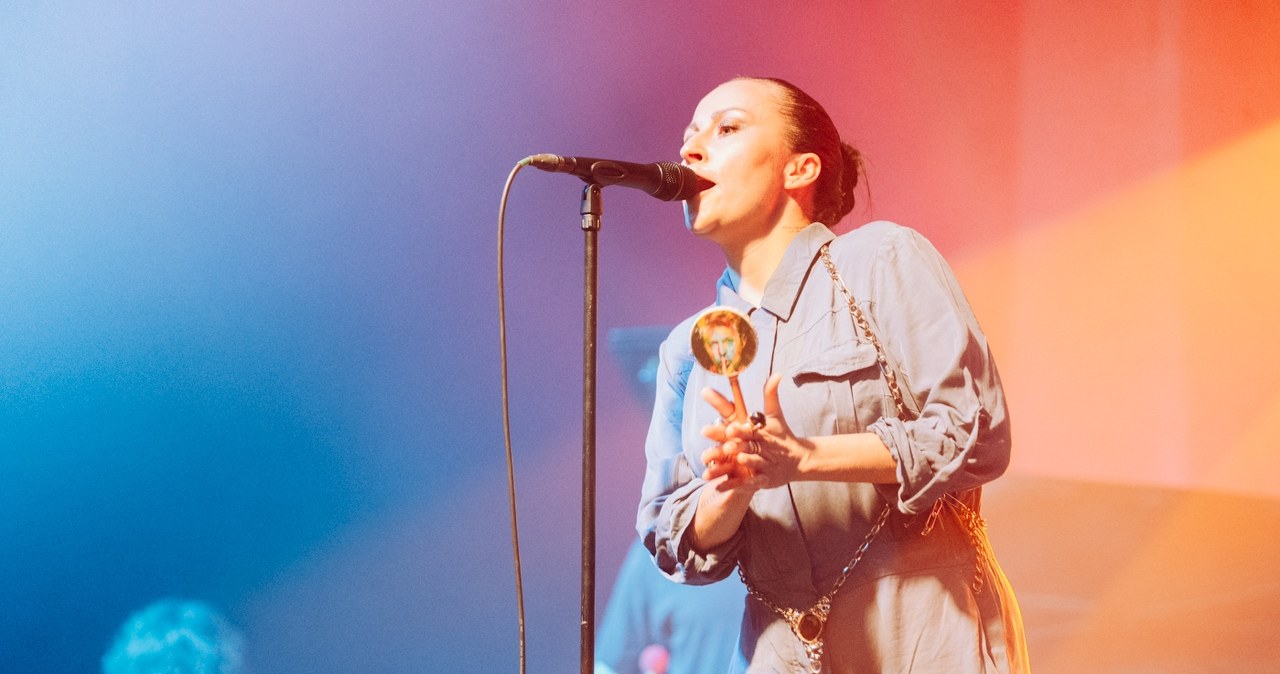 Festiwal Fama 2025: dzień drugi. Czy można się popłakać, patrząc na glinę?