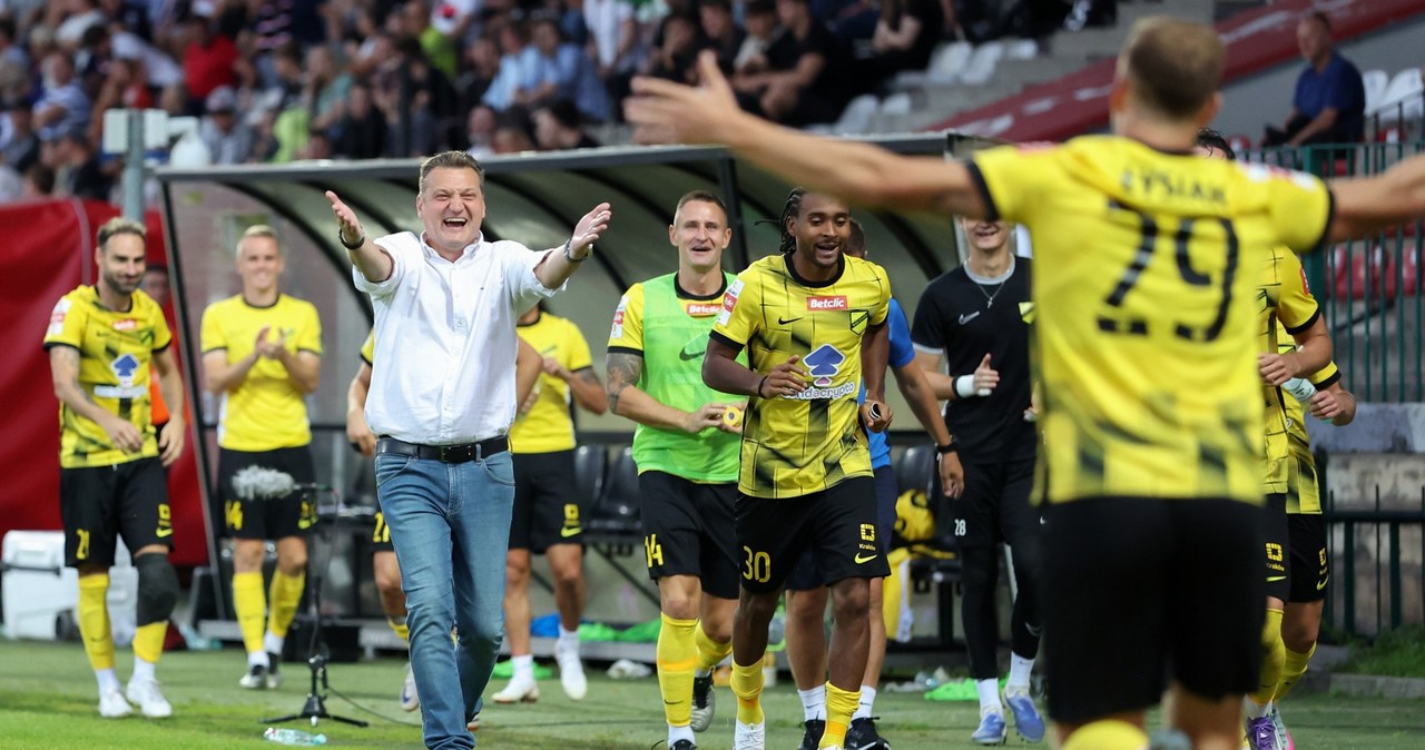 Z Premier League do pierwszej ligi. Wieczysta sfinalizowała kolejny hit transferowy wiadomości,aktualności,Interia Z Premier League do pierwszej ligi. Wieczysta sfinalizowała kolejny hit transferowy