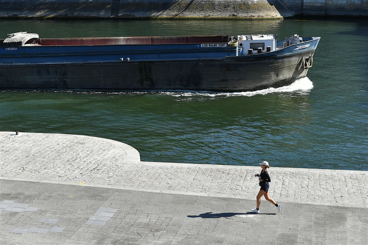 ​Francuska policja zatrzymała mężczyznę podejrzewanego o morderstwo czterech osób - donosi BBC. W minionym tygodniu niedaleko Paryża wyłowiono z Sekwany cztery ciała. Policja nie podaje na razie szczegółów, wiadomo jednak, że trzy z nich były w stanie "zaawansowanego rozkładu".