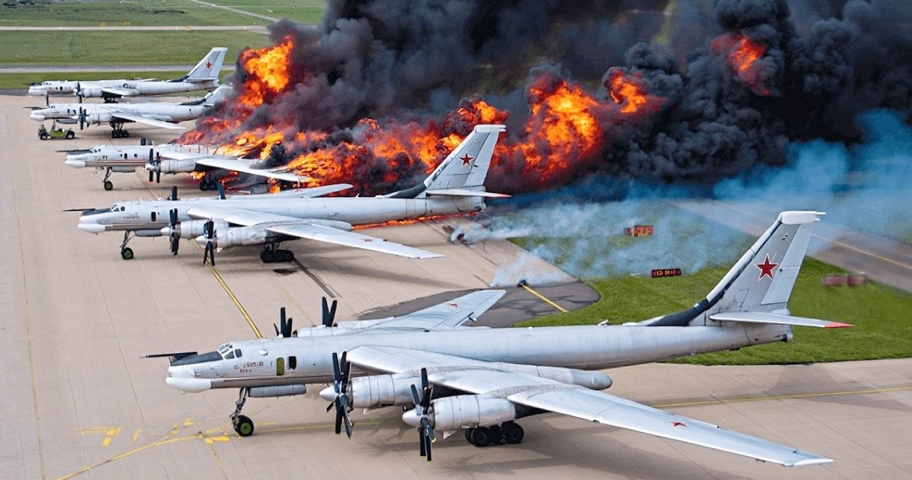 Dziesiątki zniszczonych bombowców i spadek ataków na Ukrainę