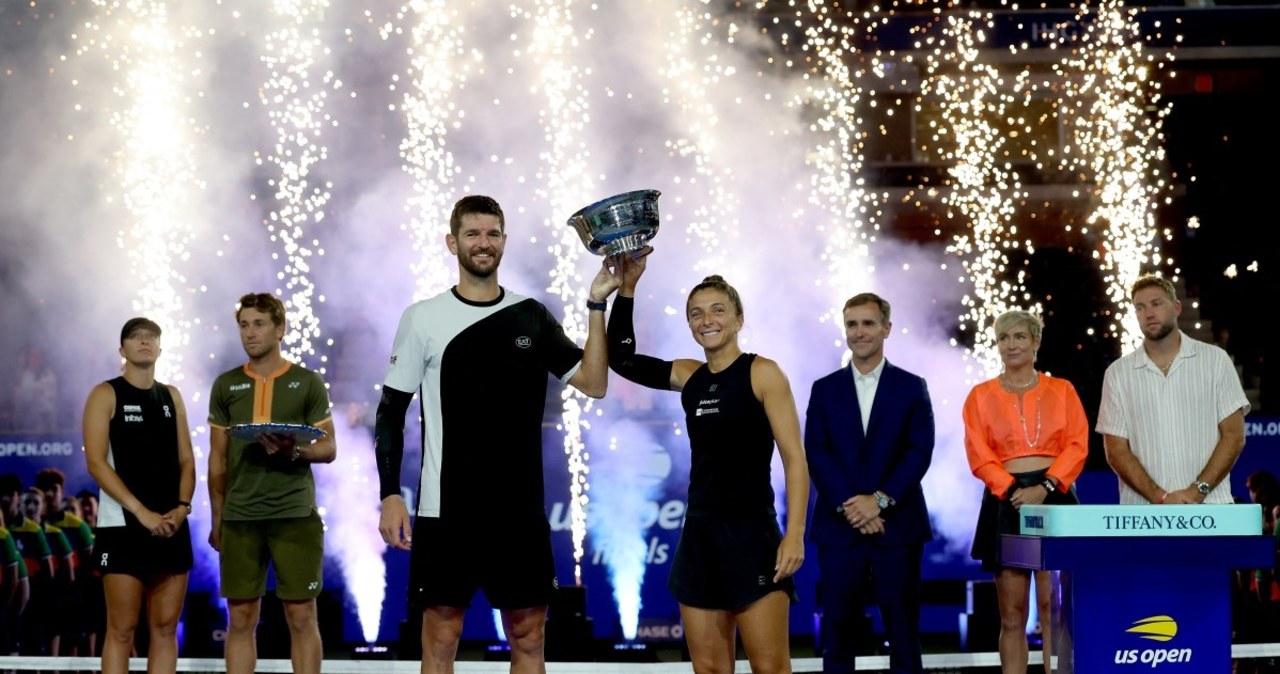 wiadomości,aktualności,Interia Takie słowa tuż po finale US Open. Świątek stała, słuchała i biła brawo