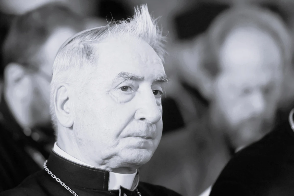 W nocy 20 sierpnia 2025 roku, w wieku 86 lat, zmarł abp senior Józef Kowalczyk. Przez wiele lat był nuncjuszem apostolskim w Polsce (1989-2010), a w latach 2010-2014 arcybiskupem metropolitą gnieźnieńskim, prymasem Polski. Przez ponad dwie dekady miał wpływ na nominacje biskupie w Polsce. Odegrał też znaczącą rolę w wynegocjowaniu konkordatu.