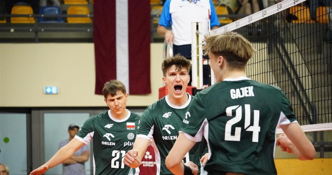 wiadomości,aktualności,Interia Bajeczny pierwszy set, ale co stało się potem. Męczarnie Polaków, niespodzianka