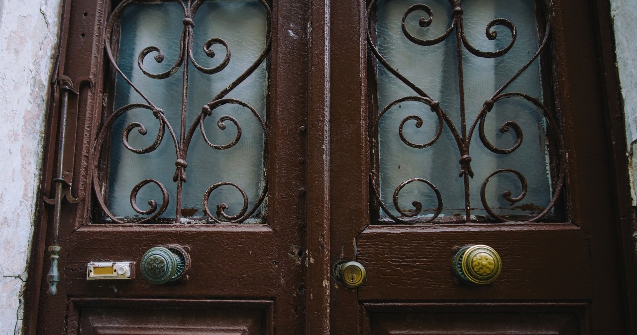 Można wymienić drzwi wejściowe zupełnie za darmo. Przysługuje ci dofinansowanie?