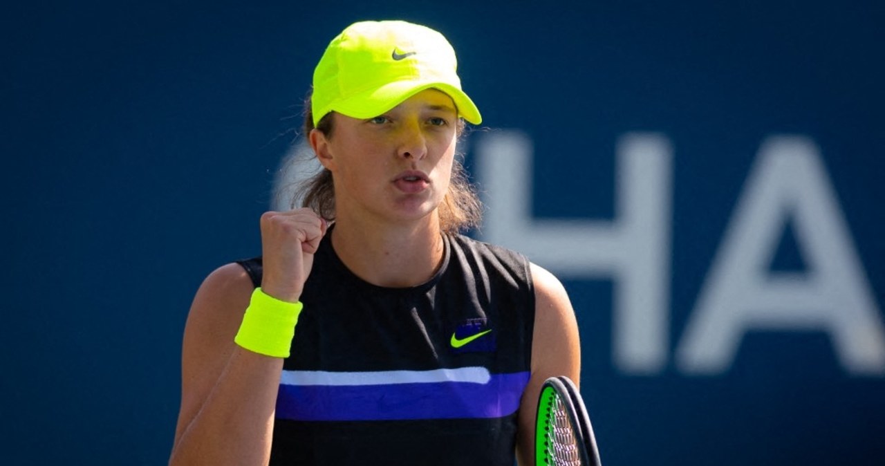 51 minut w debiucie, a później 55 niewymuszonych błędów. Tak Świątek rozpoczęła US Open wiadomości,aktualności,Interia 51 minut w debiucie, a później 55 niewymuszonych błędów. Tak Świątek rozpoczęła US Open