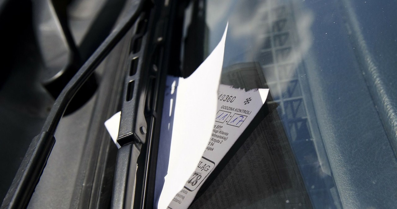 wiadomości,aktualności,Interia Parkujesz bez karty parkingowej za szybą? Sąd wydał ważną decyzję
