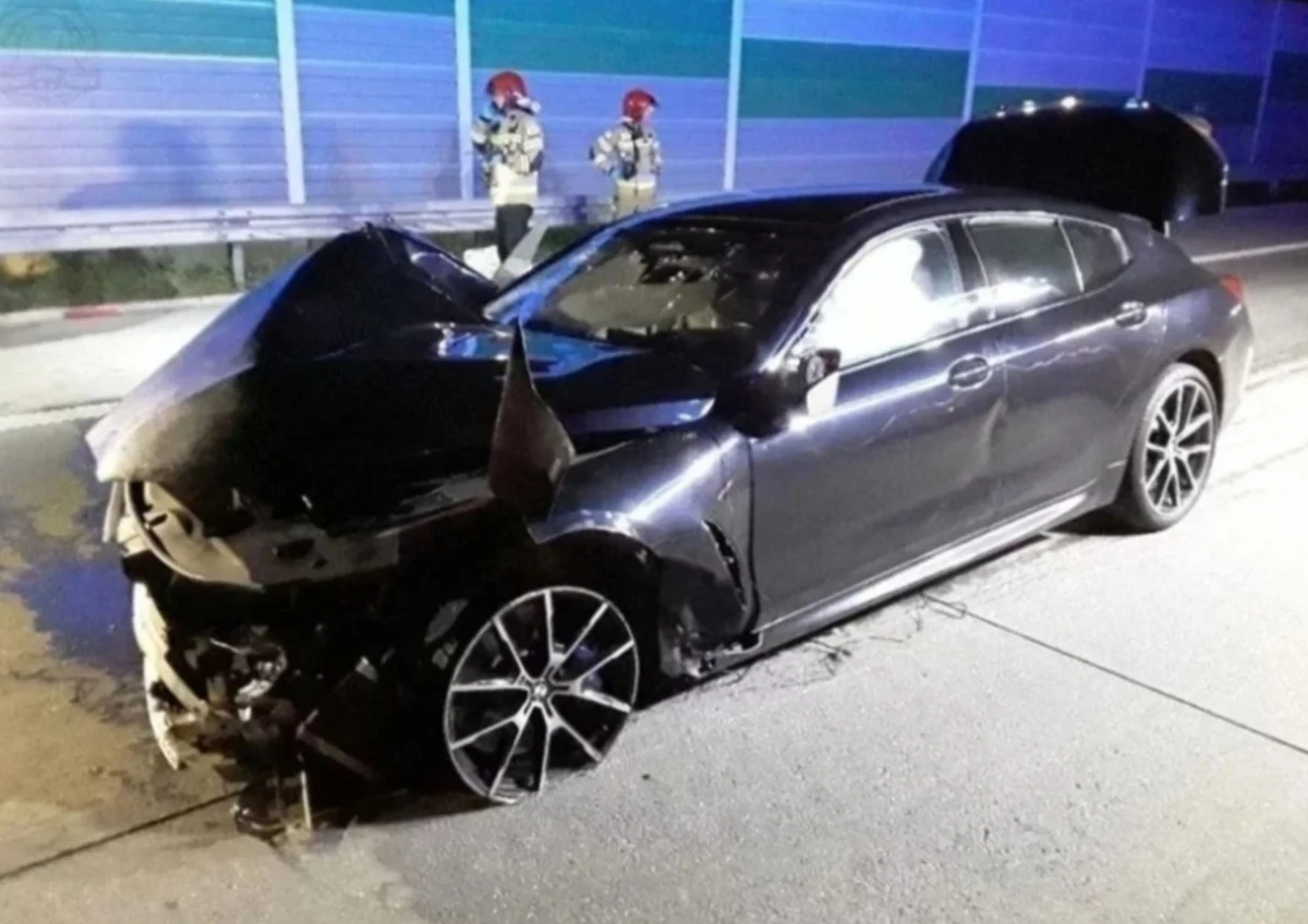 ​Sąd Okręgowy w Piotrkowie Trybunalskim odrzucił w czwartek zażalenie obrońcy Sebastiana M. na przedłużenie aresztu tymczasowego. Mężczyzna oskarżony jest o spowodowanie wypadku, w którym zginęła trzyosobowa rodzina. Postanowieniem sądu rejonowego Sebastian M. ma pozostać w areszcie do 24 grudnia 2025 r.