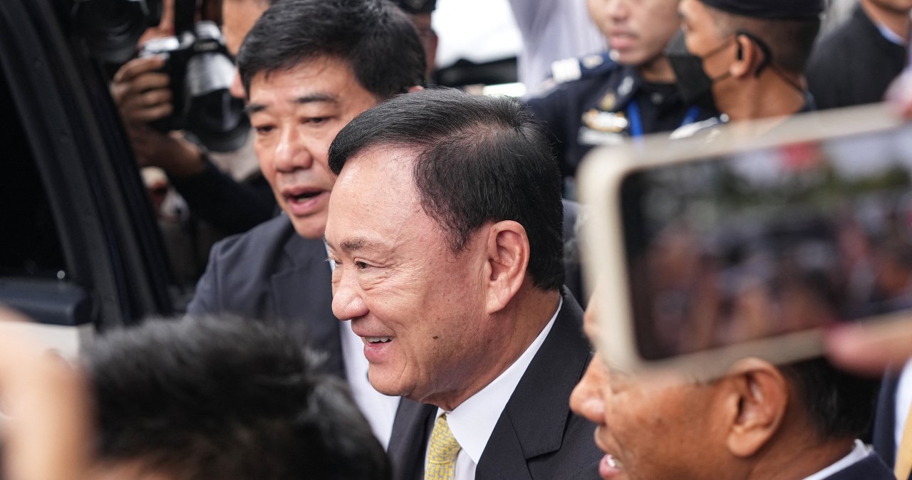 Za obrazę króla groziło mu 15 lat więzienia. Ale sąd puścił premiera wolno