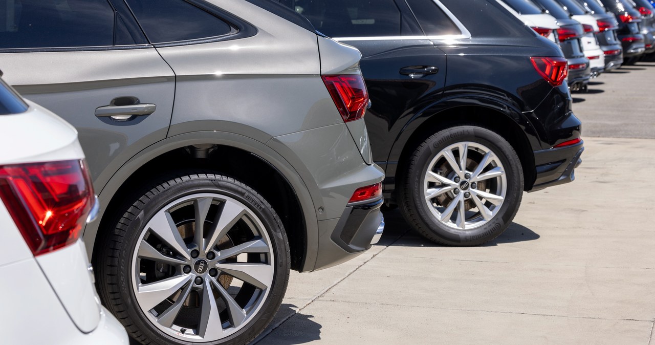Audi podwyższa ceny na swoje modele. Wszystko przez decyzję prezydenta wiadomości,aktualności,Interia Audi podwyższa ceny na swoje modele. Wszystko przez decyzję prezydenta