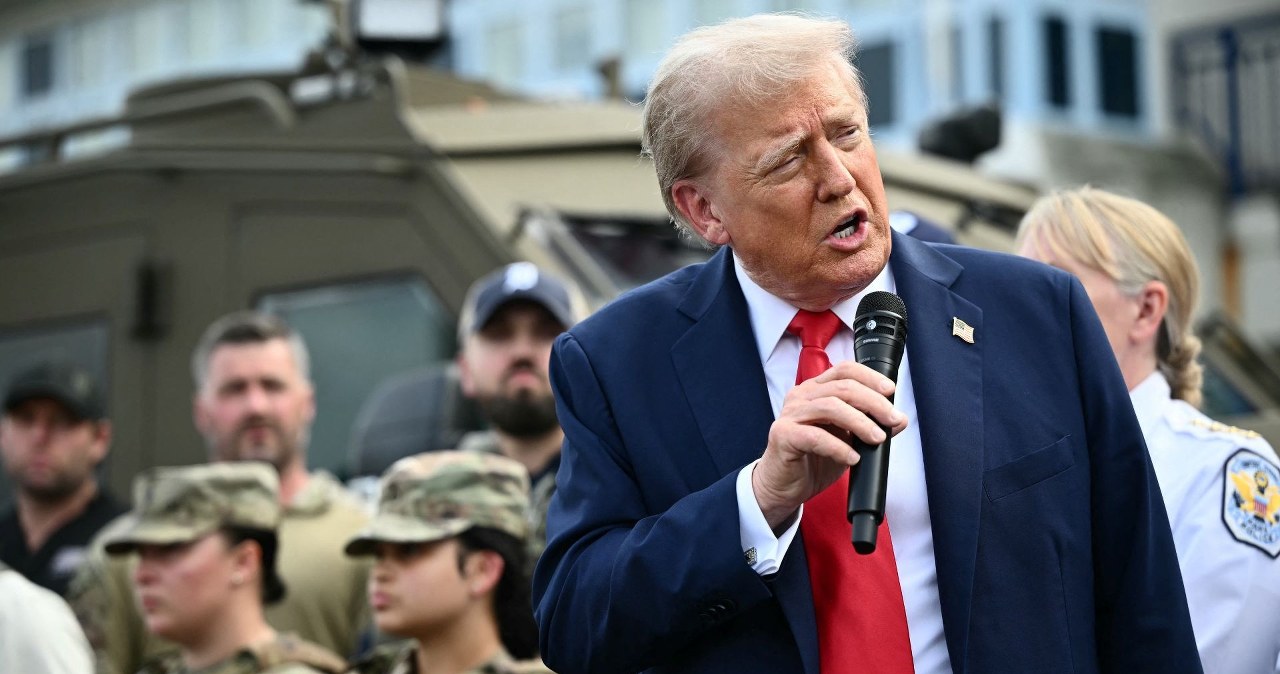 Tysiące pracowników bez odszkodowań. Donald Trump zaciągnął hamulec