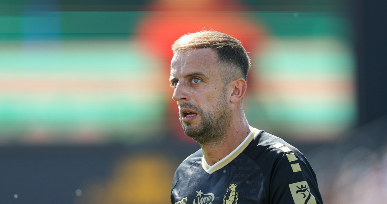 Grosicki wprost po pytaniu o kadrę. Tak wyglądają jego relacje z Urbanem, potwierdził wiadomości,aktualności,Interia Grosicki wprost po pytaniu o kadrę. Tak wyglądają jego relacje z Urbanem, potwierdził