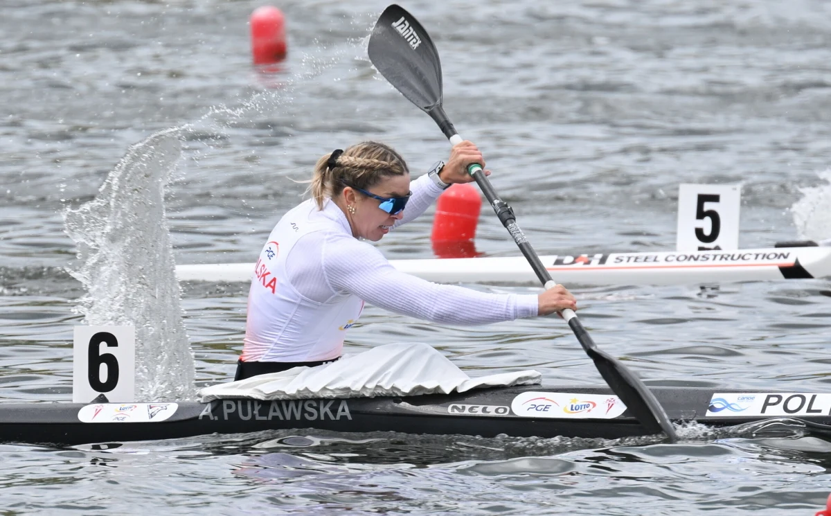 Wspaniałe informacje napłynęły w sobotę z kajakarskich mistrzostw świata rozgrywanych w Mediolanie. Złoty medal w olimpijskiej konkurencji K1 na dystansie 500 metrów zdobyła Anna Puławska.