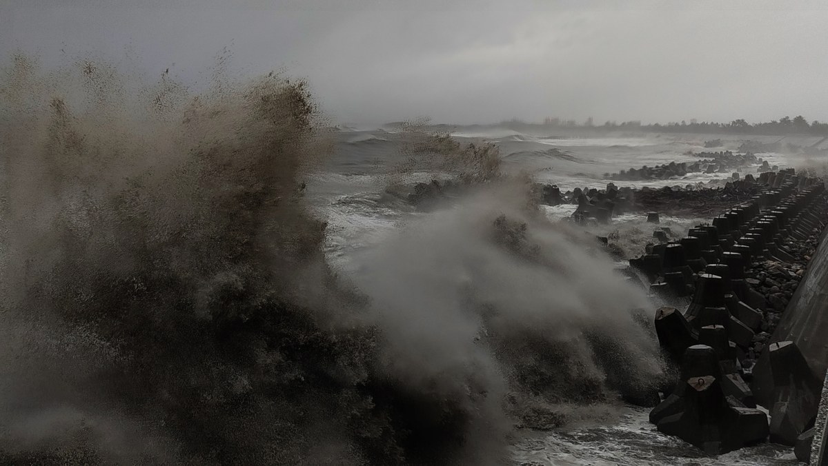 Nadciąga tajfun. Władze zarządziły masową ewakuacje