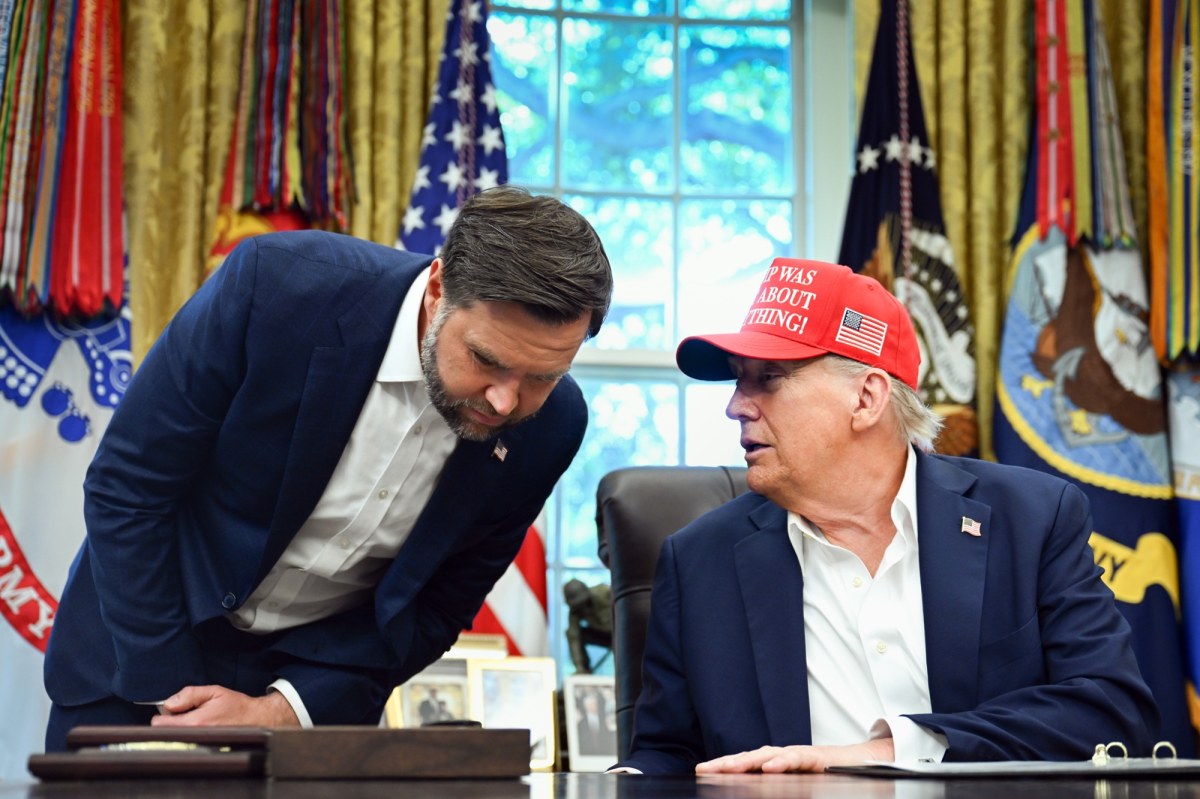 Rosjanie zwodzą Trumpa? J.D. Vance komentuje
