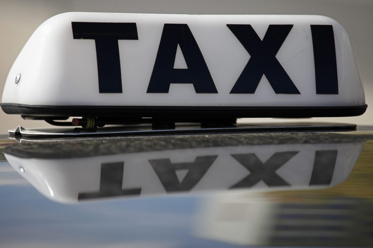 Atak na taksówkarza w Krakowie. Co zeznał ranny kierowca?