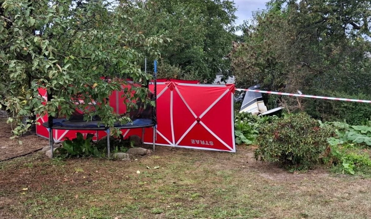 Dwie osoby zginęły w wypadku awionetki w miejscowości Krzycko Wielkie w Wielkopolsce. Samolot spadł w pobliżu domów mieszkalnych. Informację o wypadku dostaliśmy na Gorącą Linię RMF FM. 