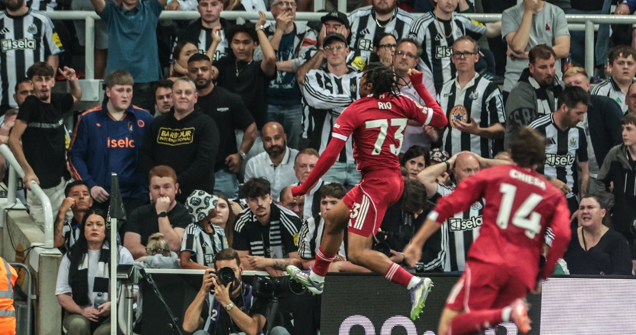 16-latek uratował mistrza. Debiut i gol w decydującym momencie. Przebił legendę wiadomości,aktualności,Interia 16-latek uratował mistrza. Debiut i gol w decydującym momencie. Przebił legendę