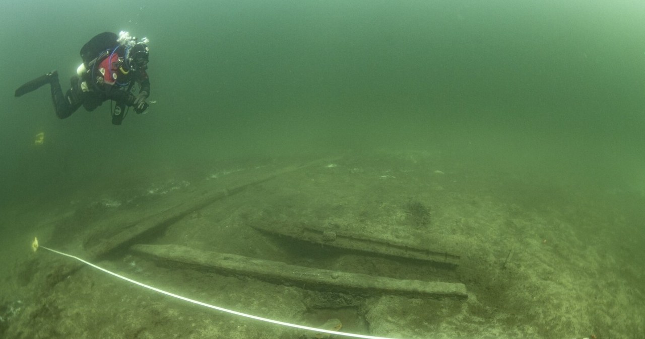Zbadali pływający zamek z dna Bałtyku. Jedyny taki wrak na świecie
