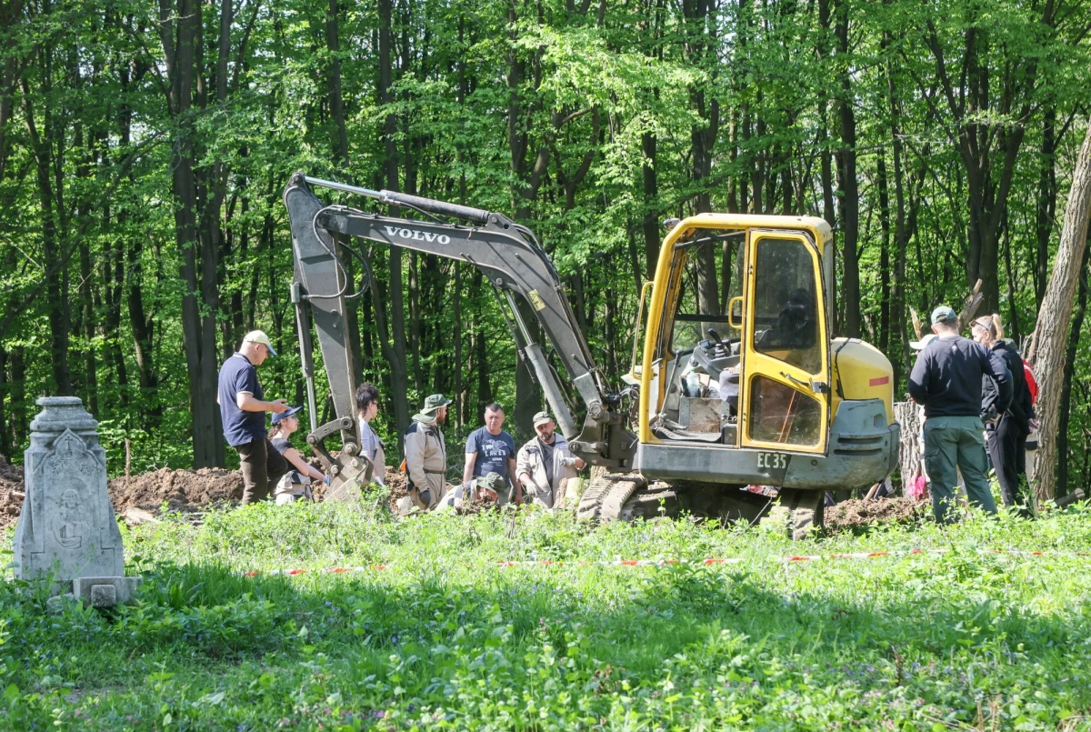 Jest deklaracja strony ukraińskiej w sprawie pochówków szczątków Polaków w Puźnikach. Pełniąca obowiązki ministry kultury i strategicznej komunikacji Ukrainy Tetiana Bereżna zapowiedziała udział w pogrzebach, które zaplanowano na 6 września.