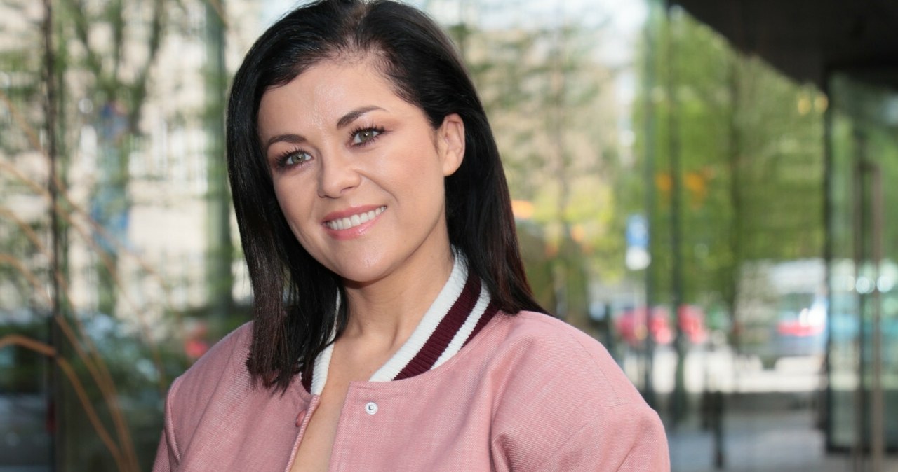 Najmodniejsza kurtka tej jesieni. Katarzyna Cichopek wie jak ją nosić wiadomości,aktualności,Interia Najmodniejsza kurtka tej jesieni. Katarzyna Cichopek wie jak ją nosić
