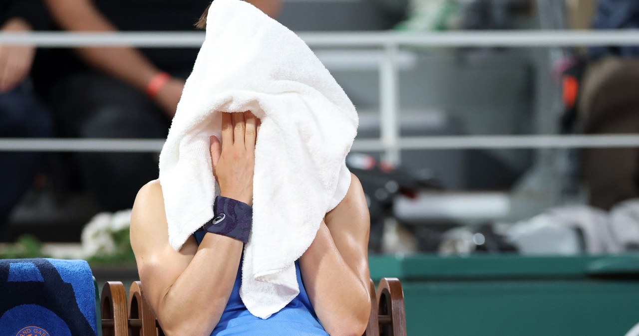 Potężna niespodzianka w ćwiartce ze Świątek. Półfinalistka Roland Garros za burtą US Open wiadomości,aktualności,Interia Potężna niespodzianka w ćwiartce ze Świątek. Półfinalistka Roland Garros za burtą US Open