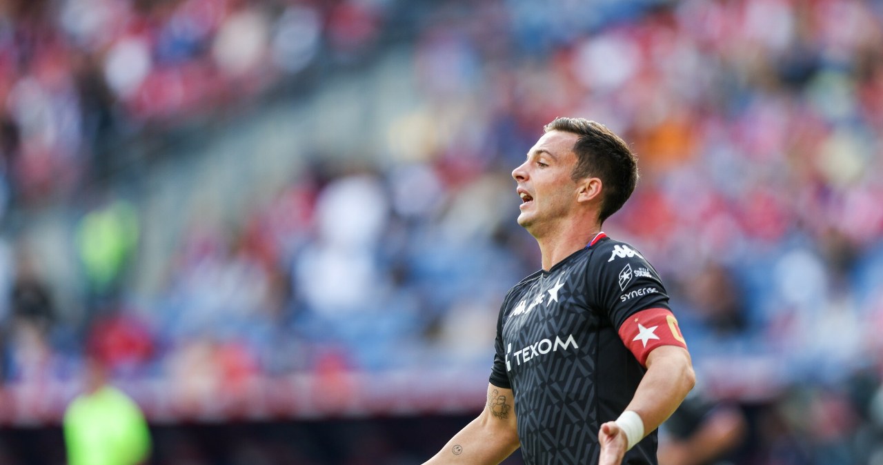 Tak śpiewa bohater Wisły Kraków. Nagranie z auta podbija internet