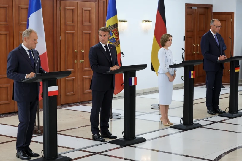 Tusk, Merz i Macron razem w europejskiej stolicy. "Trzeba to powiedzieć"