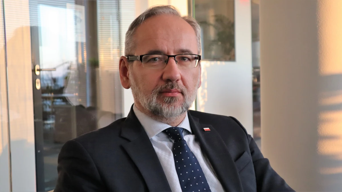 Prokuratura Okręgowa w Siedlcach wszczęła śledztwo w sprawie środowego pobicia Adama Niedzielskiego. Jak ustalił reporter RMF FM, były minister zdrowia złożył już wyjaśnienia. Przesłuchani zostali także świadkowie pobicia. 