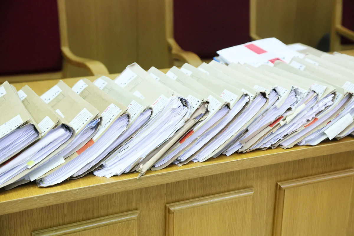 Prokuratura domaga się 15 lat pozbawienia wolności dla Piotra Polaszczyka, oskarżonego o "wypranie" 358 milionów złotych pochodzących z wyłudzeń w SKOK Wołomin. W czwartek przed warszawskim sądem zakończył się trwający pięć lat proces. Decyzja w sprawie zapadnie po rozpatrzeniu wniosku o wyłączenie sędziego.