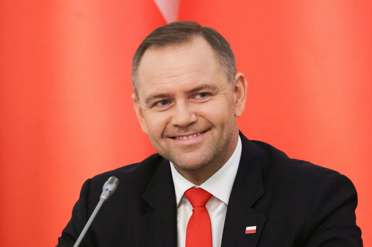 Szef Biura Polityki Międzynarodowej Marcin Przydacz przekazał, że z trzecią zagraniczną wizytę - po podróży do USA i Watykanu - prezydent Karol Nawrocki złoży w stolicy Litwy - Wilnie. Stamtąd bezpośrednio uda się do Finlandii. Z kolei dzisiaj wieczorem Nawrocki będzie rozmawiał z prezydentem Ukrainy Wołodymirem Zełeńskim.